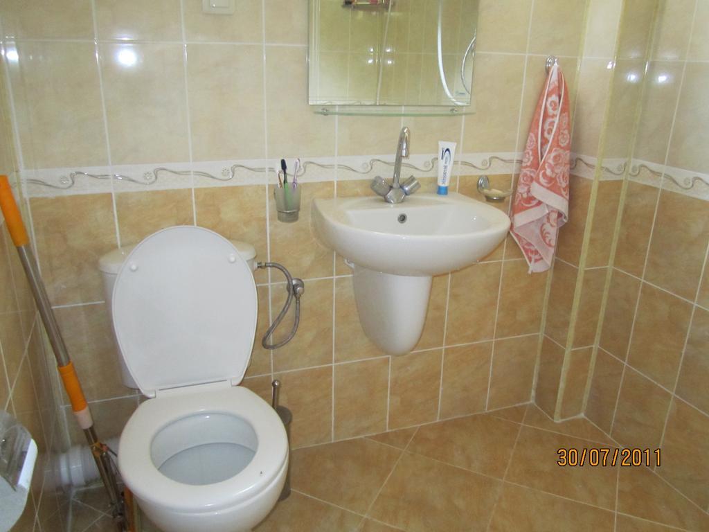 Kristal Guest House Trigrad Extérieur photo